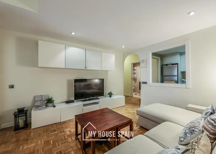 MyHouseSpain-Tranquilo apartamento con balcón